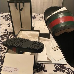 **SOLD!  Men’s Gucci Rubber Web Slide Sandal-New
